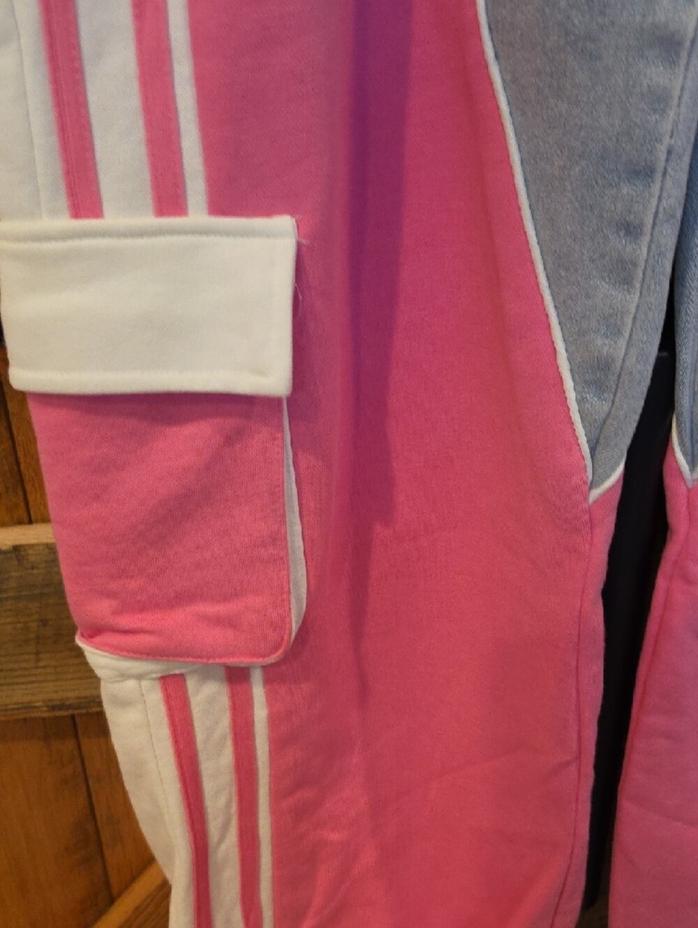 042p Colorblock Pink and Light Blue Cargo Joggers with Drawstring Waist - Picture 7 of 12